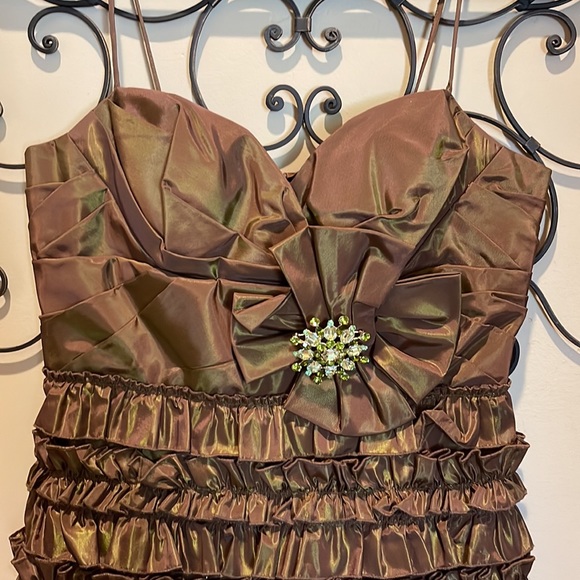 JS Collection Ruffled Dress - Picture 2 of 4